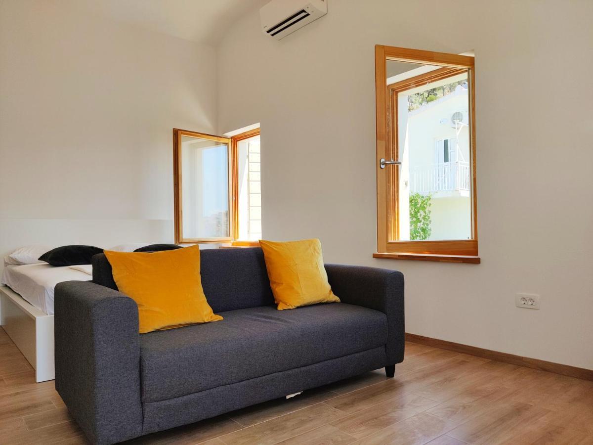 Brand New Apt W Balcony & Perfect Seaview At Center Хвар Экстерьер фото