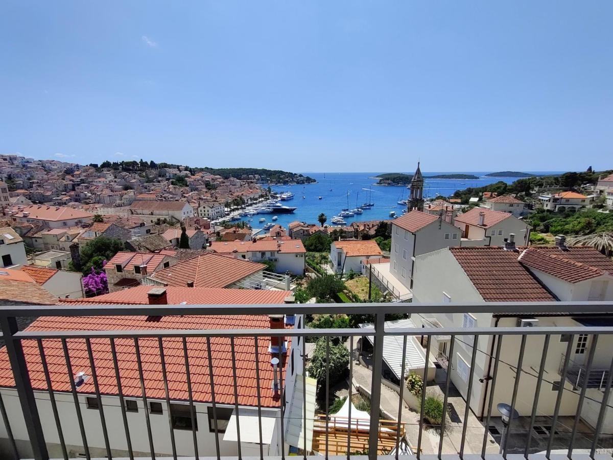 Brand New Apt W Balcony & Perfect Seaview At Center Хвар Экстерьер фото