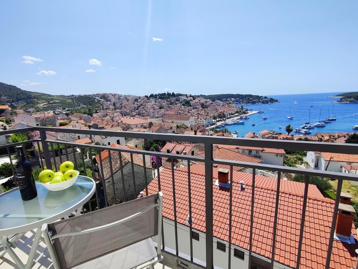 Brand New Apt W Balcony & Perfect Seaview At Center Хвар Экстерьер фото