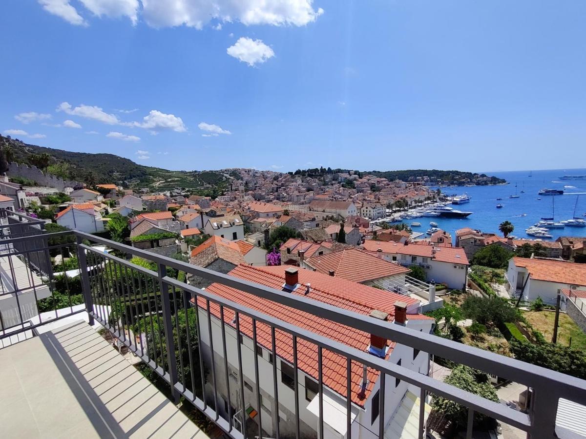 Brand New Apt W Balcony & Perfect Seaview At Center Хвар Экстерьер фото