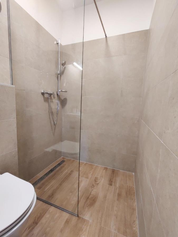 Brand New Apt W Balcony & Perfect Seaview At Center Хвар Экстерьер фото