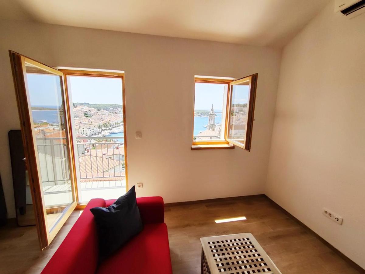 Brand New Apt W Balcony & Perfect Seaview At Center Хвар Экстерьер фото