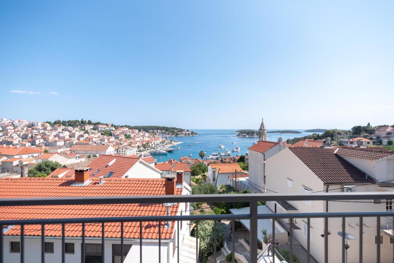 Brand New Apt W Balcony & Perfect Seaview At Center Хвар Экстерьер фото